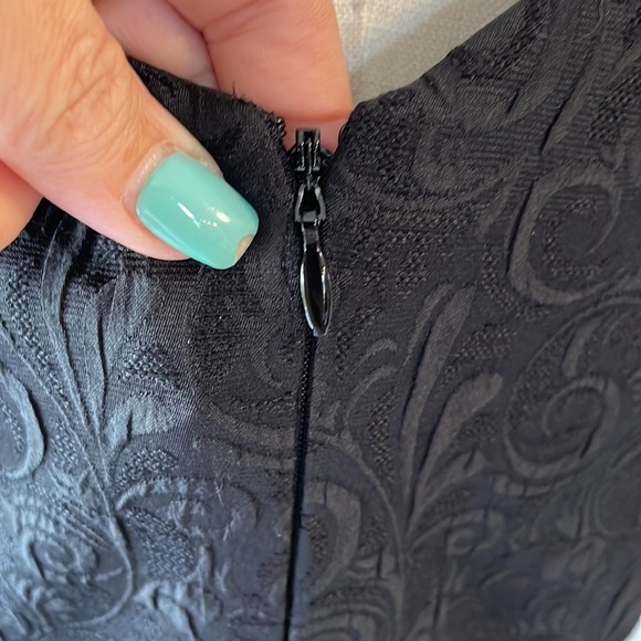 CYNTHIA STEFFE Jacquard textured SKATER cocktail DRESS / BLACK / Box PLEATS 8 - Picture 7 of 14